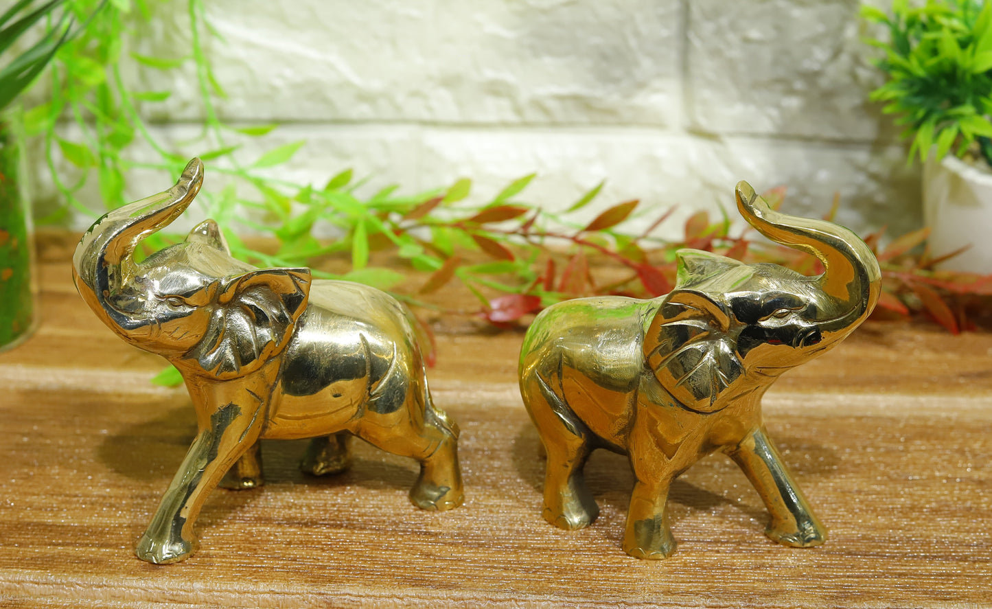 Elephant Showpiece in Pure Brass for Home Decor