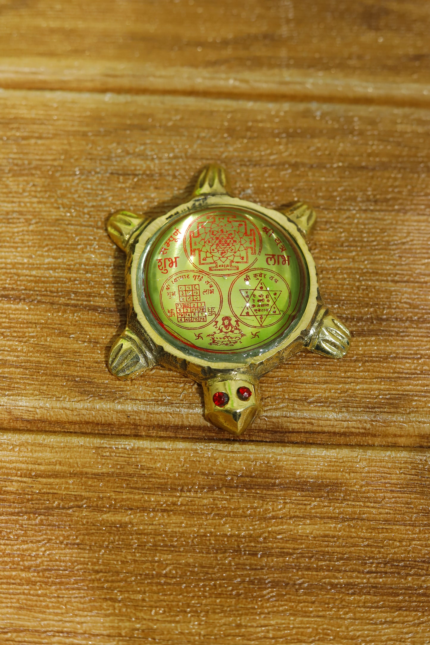 Brass Vaastu Turtle , Kachua with Glass Shree Sampoorna Yantra | Fengshui Tortoise Shri Kuber Yantra