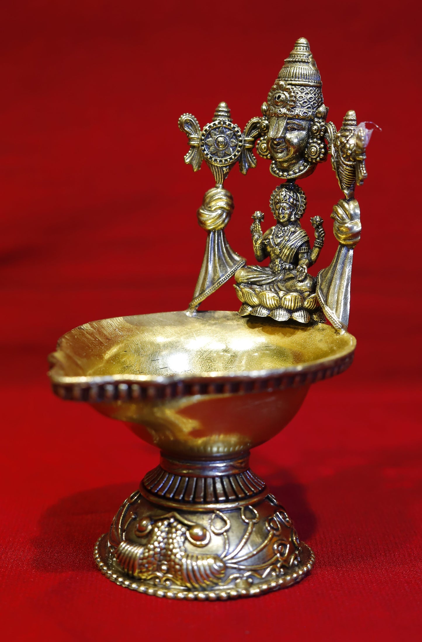 Superfine Brass Tirupati Balaji with Lakshmi Diya