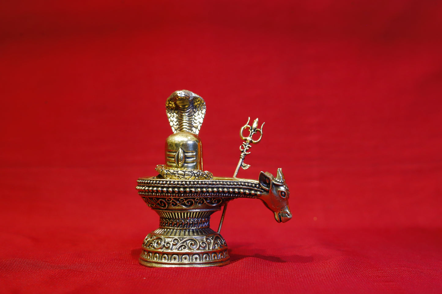 Superfine Brass Lord Shiva Lingam with Nandi Face - 4"