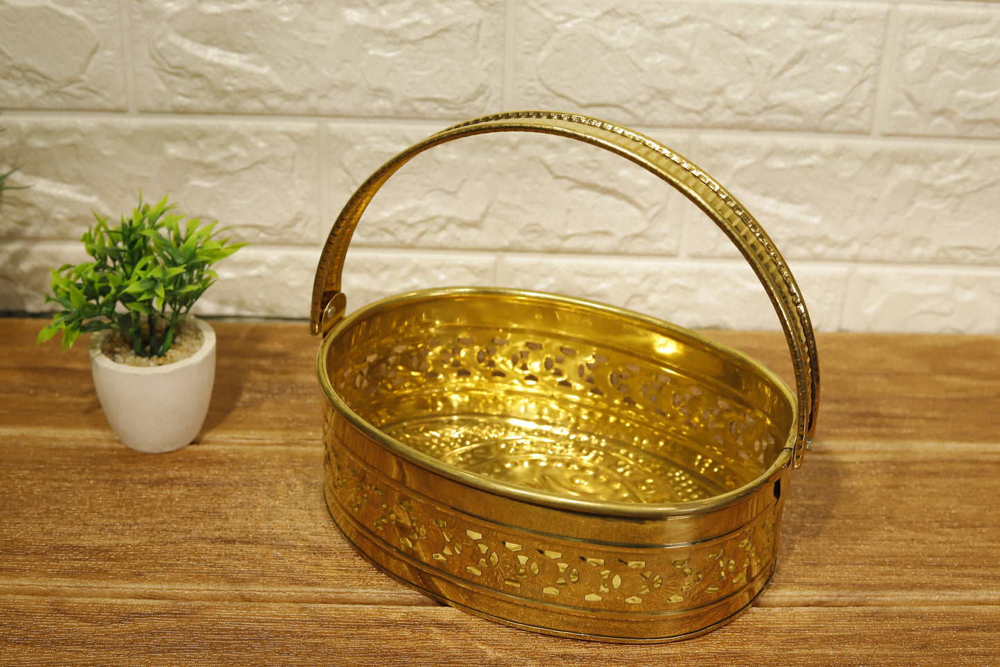 ॐ Oval Shaped Laser Cut Brass Puja Basket